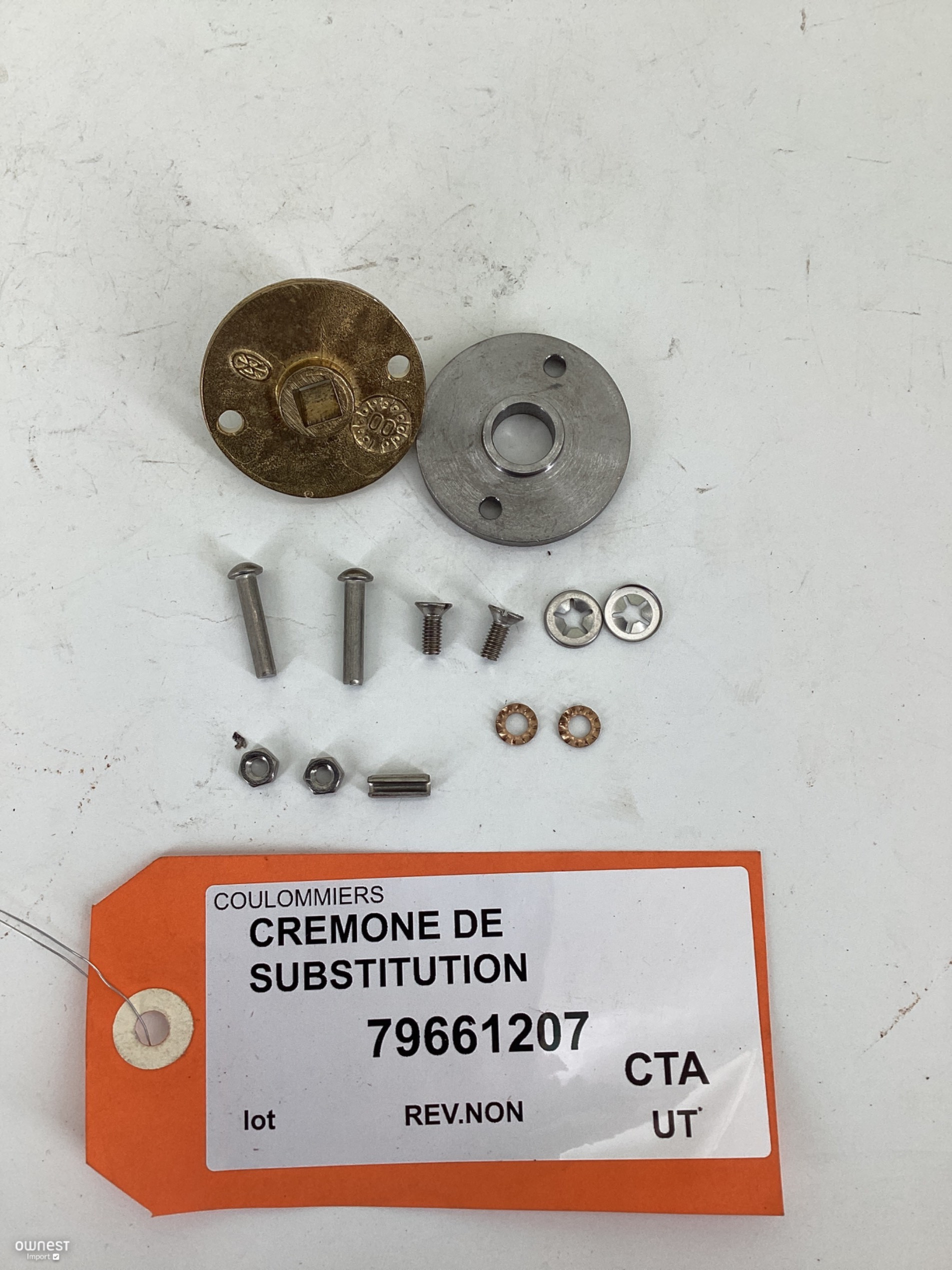 CREMONE DE SUBSTITUTION