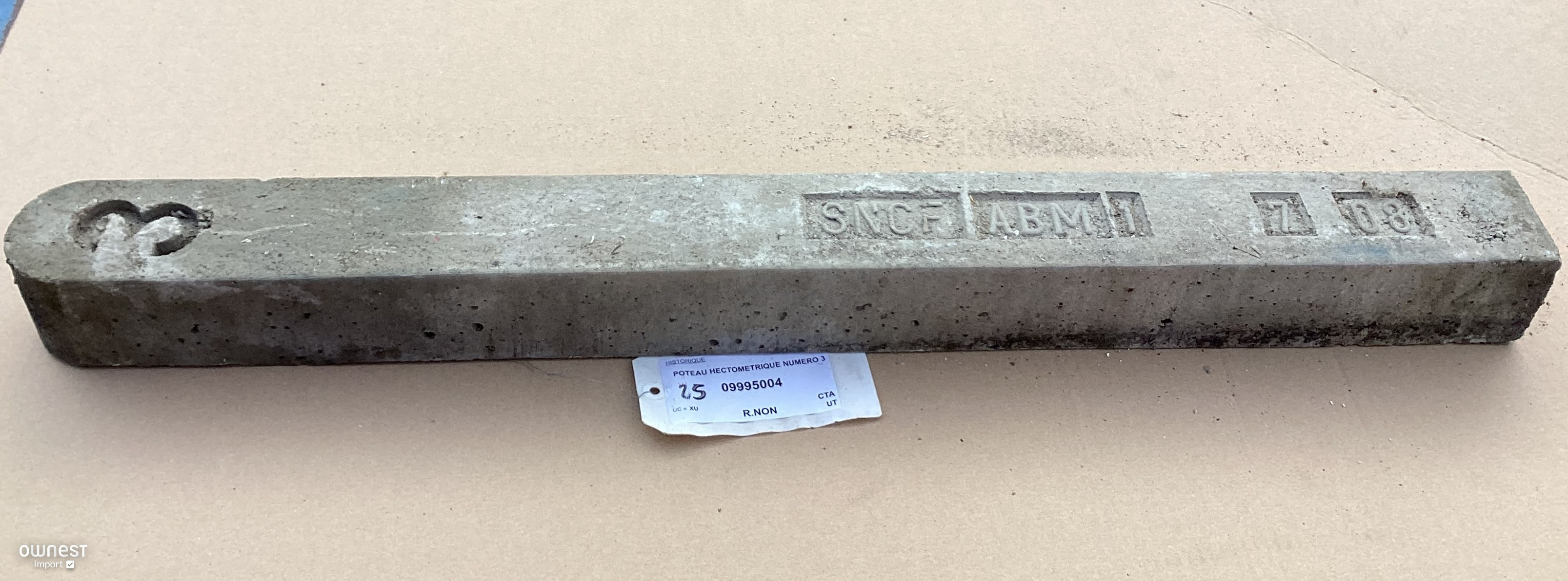 POTEAU HECTOMETRIQUE NUMERO 3
