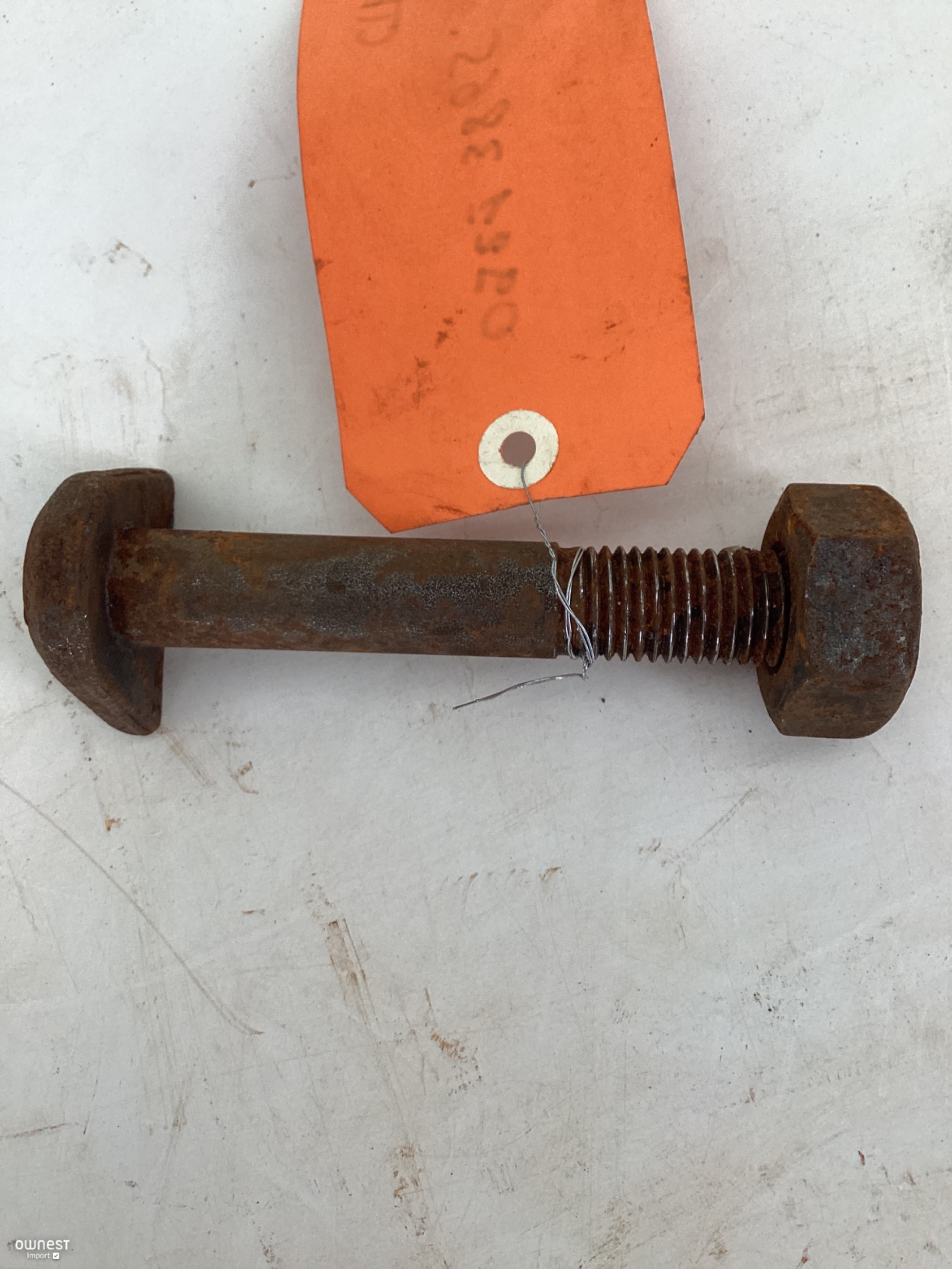 BOULON TETE TRIANGU.M20-130/54