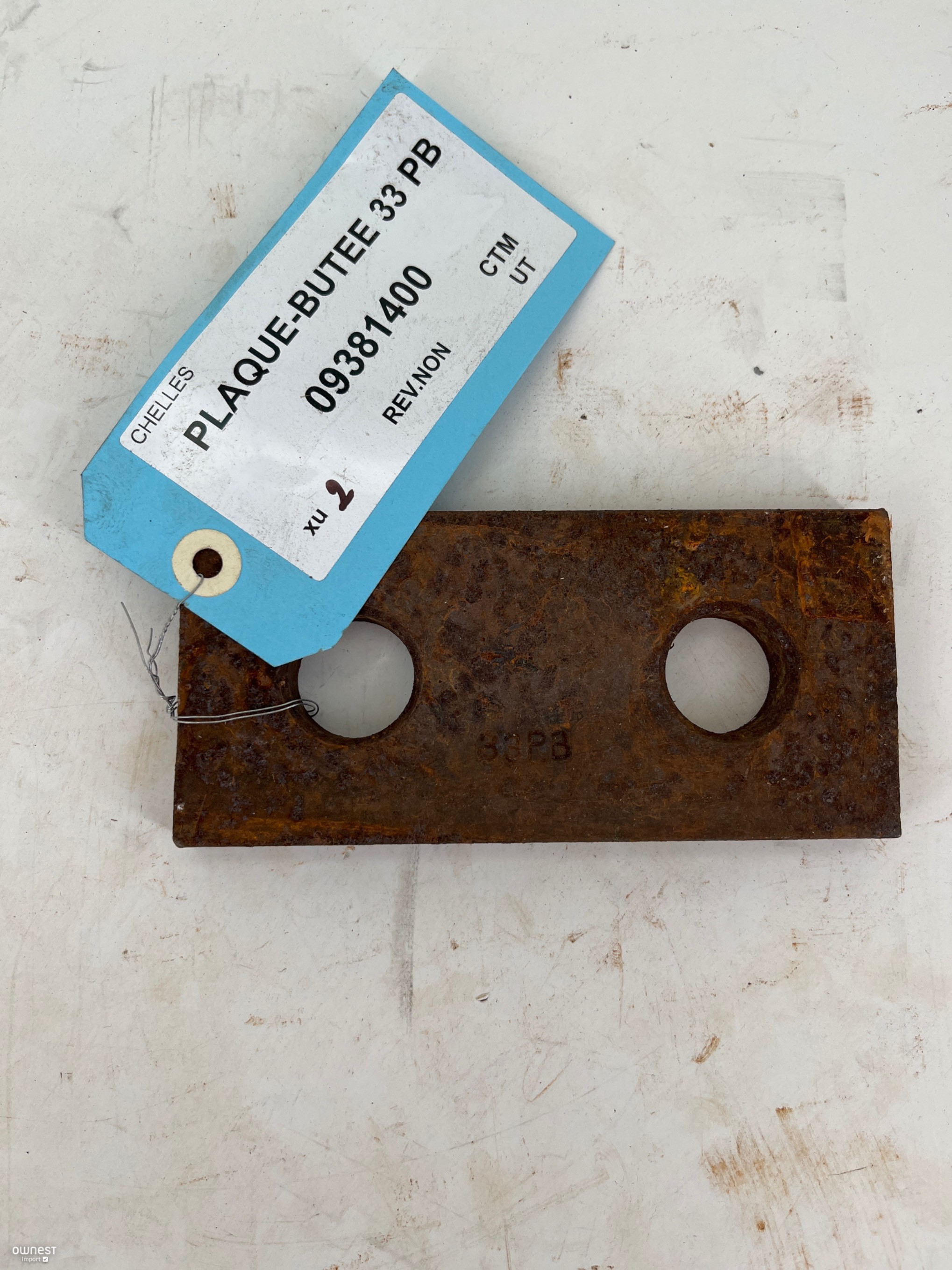 PLAQUE-BUTEE 33 PB