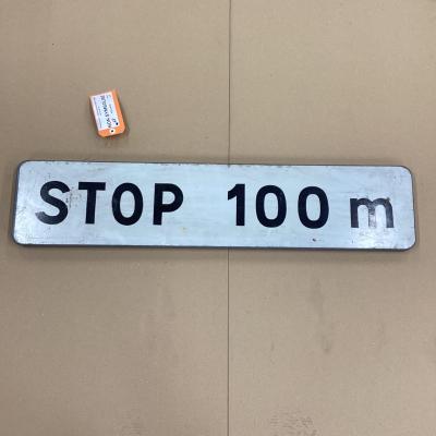 PANOCEAU RECTANGULAIRE STOP 100 M